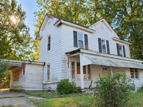 202 Pender St E, Wilson, NC 27893