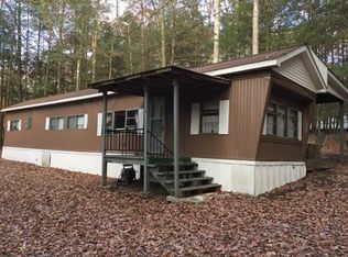 39 Rock Dr, Milroy, PA 17063