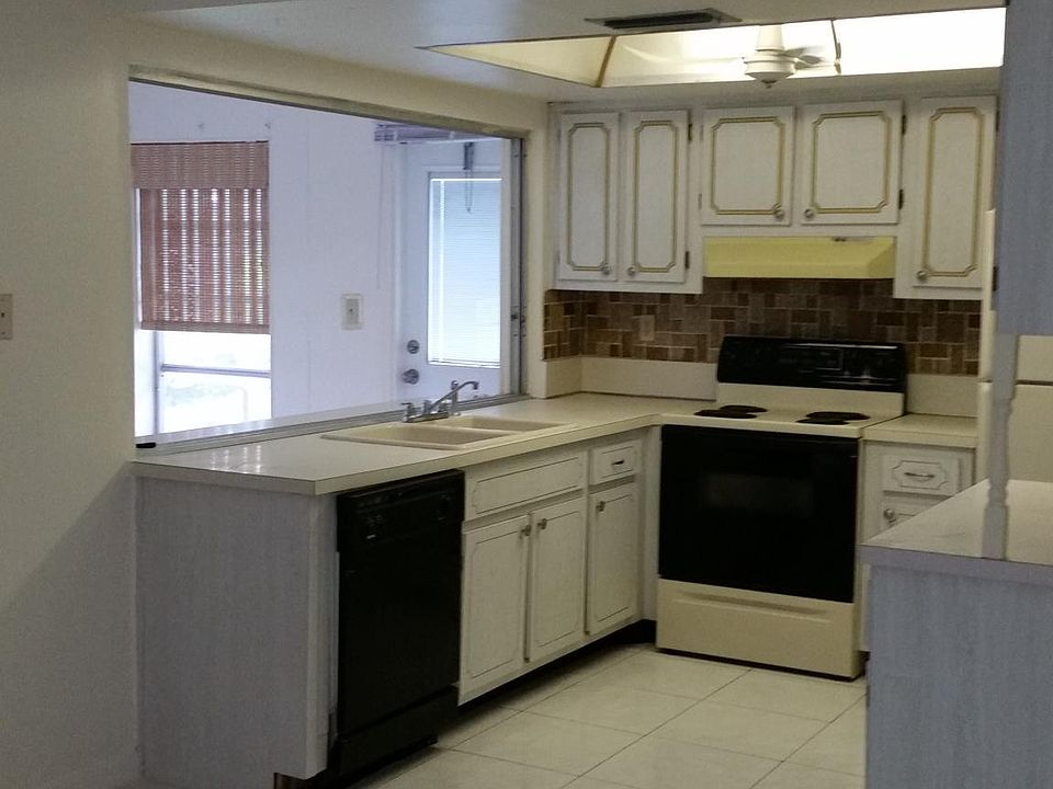1st image of 5040 NW 42nd St