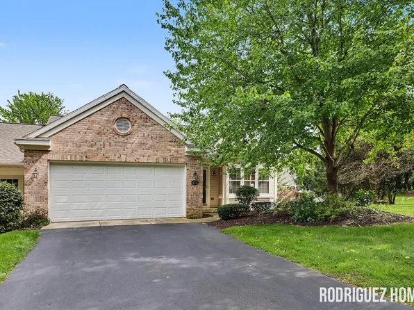 670 Abbey Mill Dr SE, Ada, MI 49301