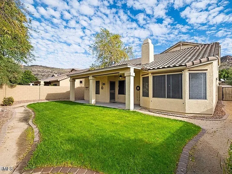 26024 N Hackberry Dr — Photo 14