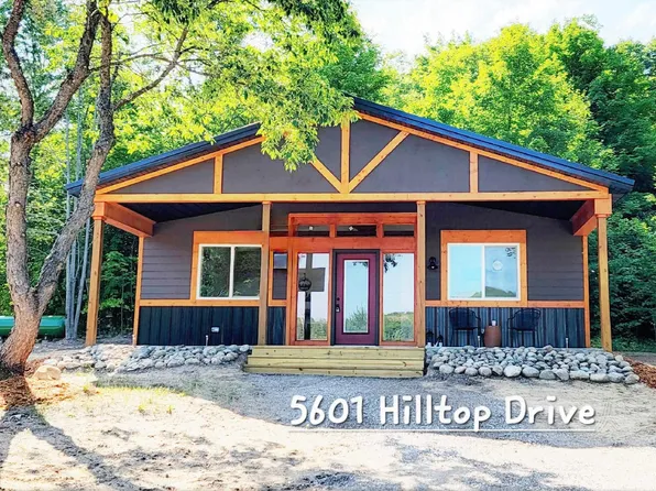 5601 Hilltop Rd, Bellaire, MI 49615