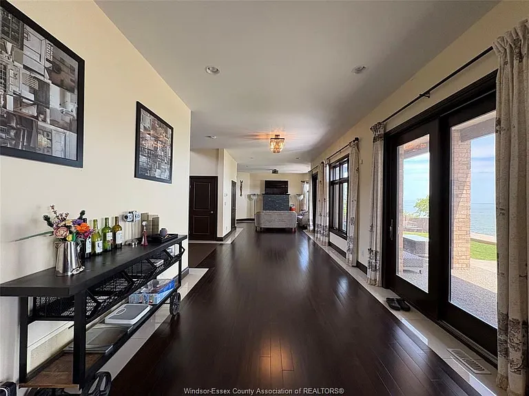 236 Shoreview Ct — Photo 15