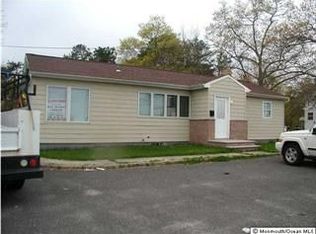 198 Chambersbridge Rd, Brick, NJ 08723