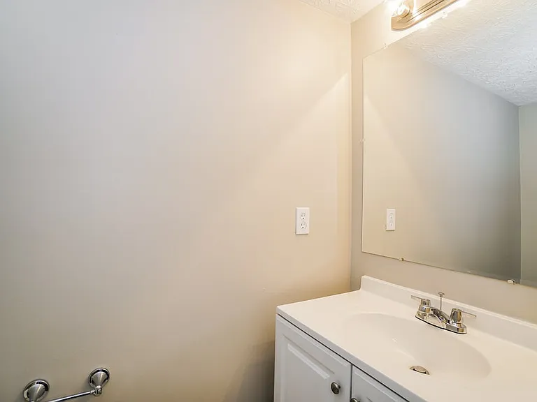 4299 Shady Meadows Dr — Photo 15