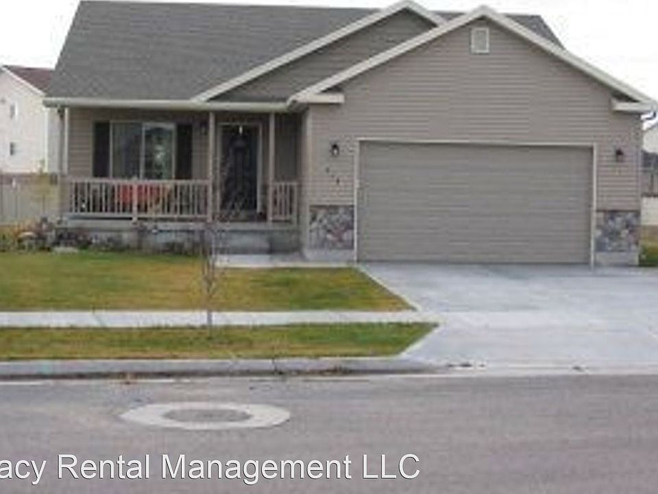 1st image of 318 Oaktrail Dr