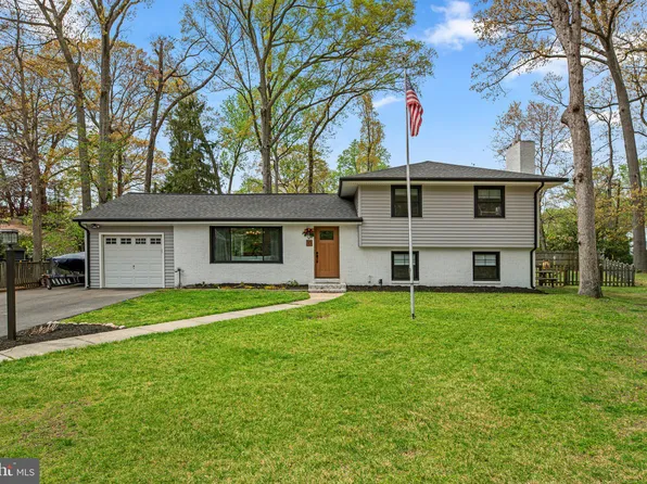 10 Emerson Ct, Severna Park, MD 21146