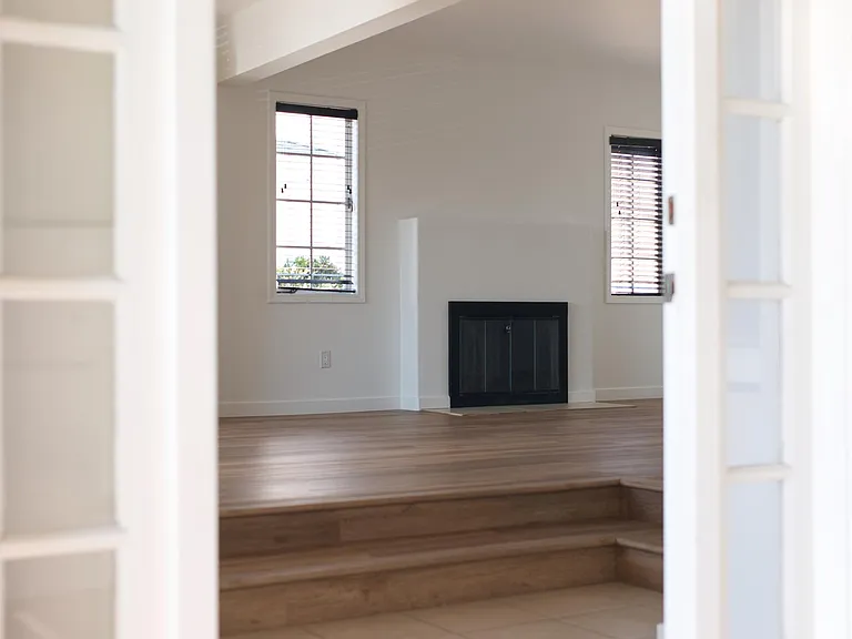 8418 Loyola Blvd — Photo 9