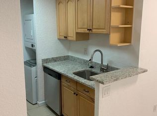 9916 TWIN LAKES Drive #33-C, Coral Springs, FL 33071