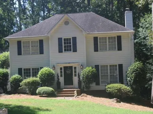 1657 Red Fox Run, Lilburn, GA 30047