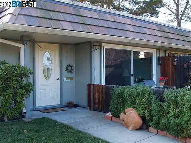 1st image of 2229 Ptarmigan Dr APT 3