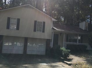 519 Valley Creek Rd SW, Mableton, GA 30126