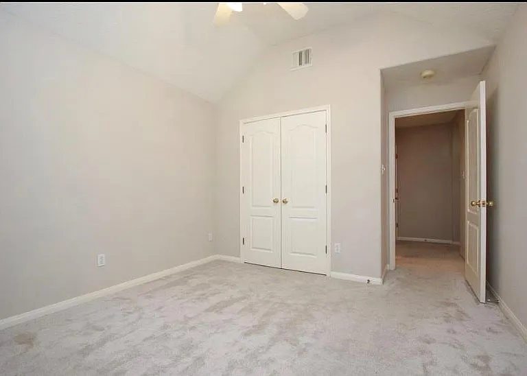 1110 Parkhaven Ln — Photo 10