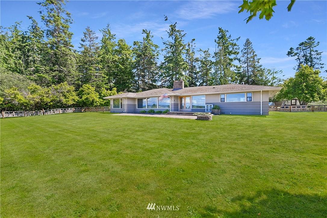 Oak Harbor, WA 98277