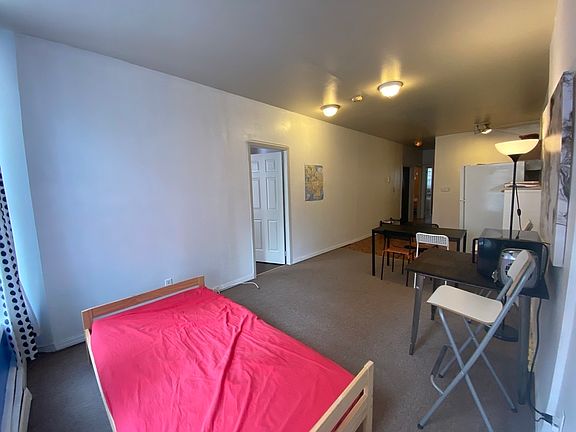 3rd image of 531 9th Ave #2A