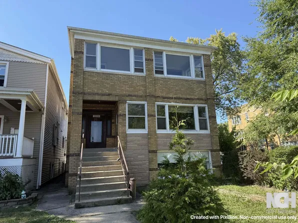3656 N Central Park Ave, Chicago, IL 60618