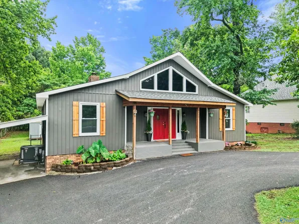 3405 Country Club Cir, Guntersville, AL 35976