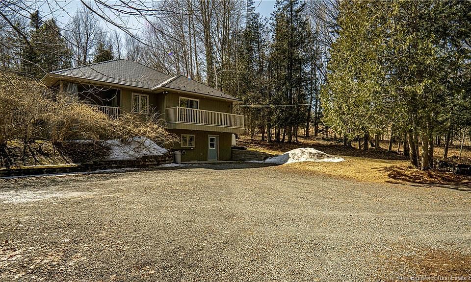 1st image of 33 Ridgeview Dr
