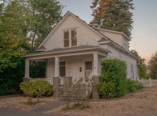 5914 N Burrage Ave, Portland, OR 97217
