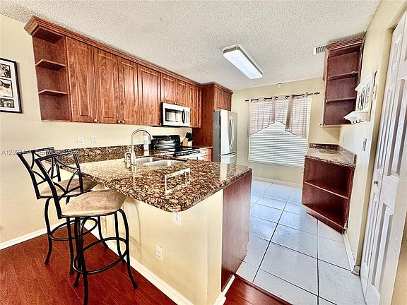 3rd image of 17377 SW 20th Ct