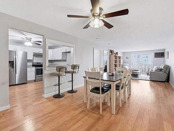 4th image of 10 Wrentham Rd APT 308