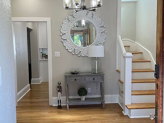 4th image of 6143 Crescent Ave