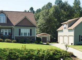 101 Redbud Dr, Clayton, NC 27520