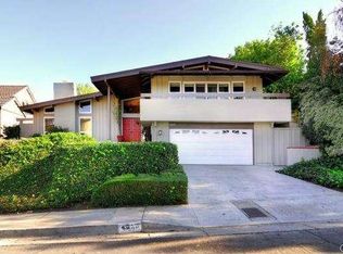4328 Gayle Dr, Tarzana, CA 91356