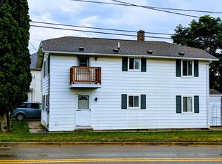 919 N Bridge St #2, Linden, MI 48451