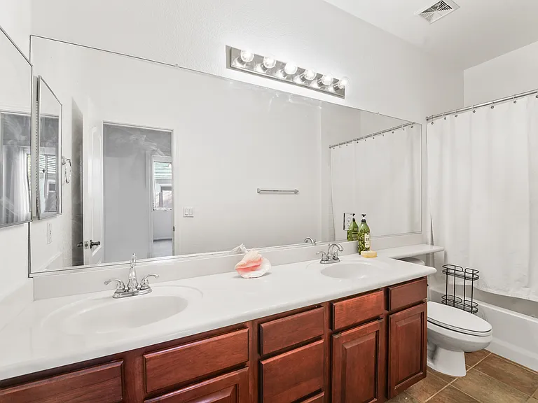 2123 W Maldonado Rd — Photo 32