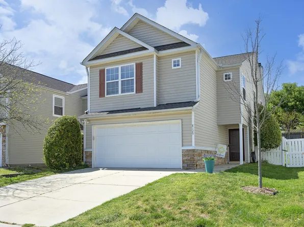 8129 Caliber Woods Dr, Raleigh, NC 27616
