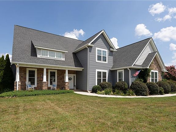 3rd image of 393 Scout Rd