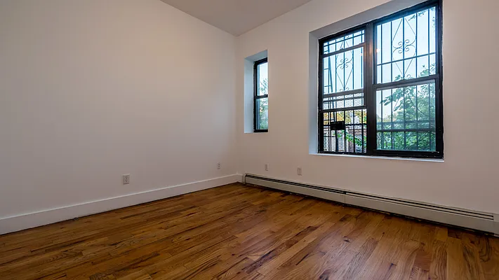 Rented by Nooklyn NYC LLC | media 6