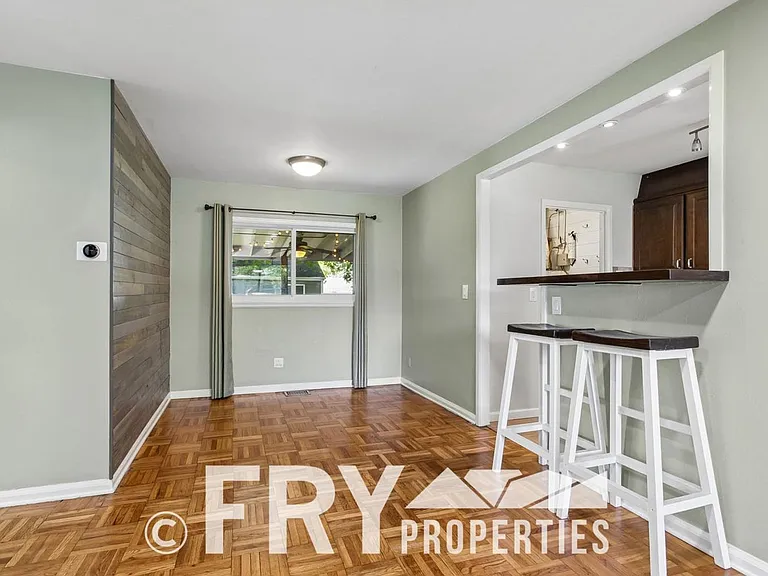 2801 S Cherry Way — Photo 13