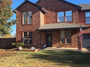4724 Roche Dr, Yukon, OK 73099