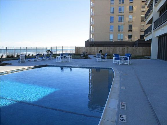 4th image of 15002 Windward Dr #706