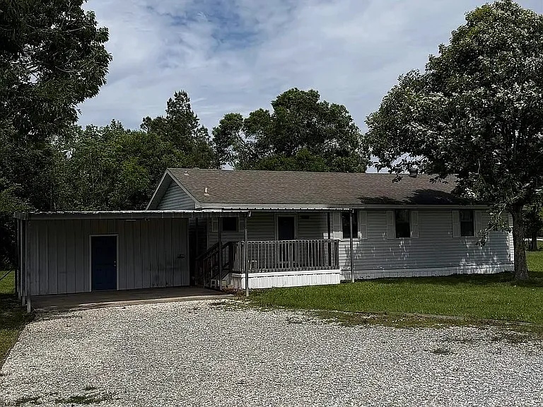 3085 Long Leaf Dr — Photo 1