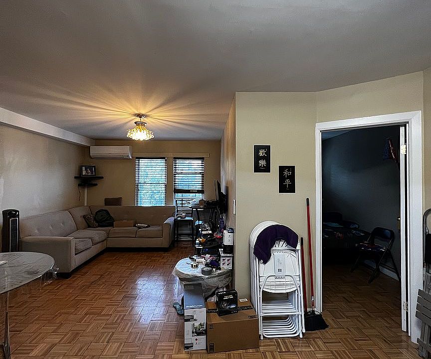 1st image of 105-06 Pinegrove St Floor 1