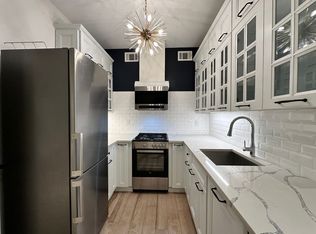 316-18 2nd St #1G, Jersey City, NJ 07302