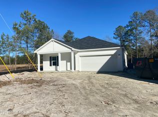 520 Bannermans Mill Rd, Richlands, NC 28574