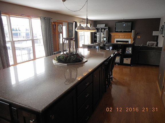 3rd image of 2908 Oaklawn Park