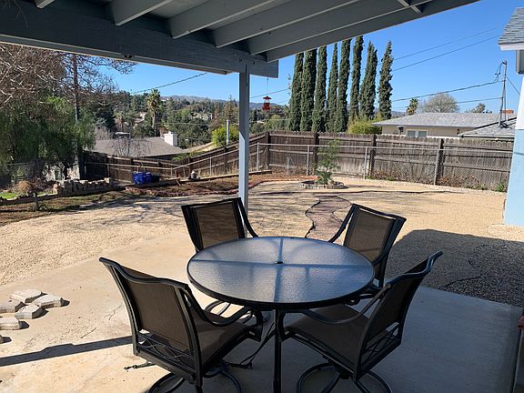 3rd image of 612 Via Vista Dr
