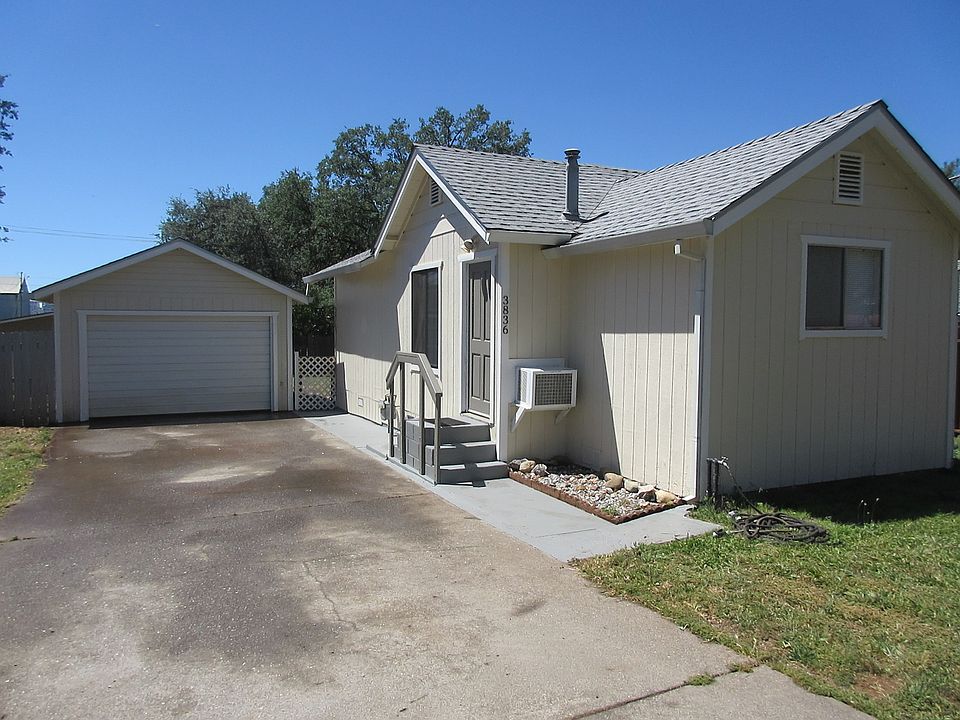 1st image of 3836 La Mesa Ave