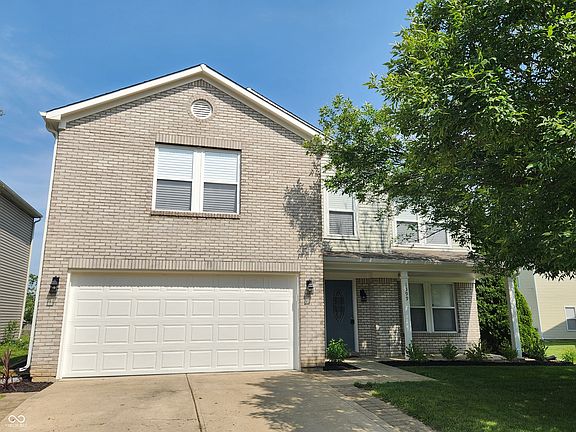 2nd image of 1399 Castleford Ln