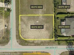 3737 SW 14th Pl, Cape Coral, FL 33914