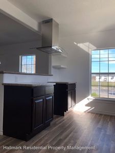 1746 E Chavaneaux Rd, San Antonio, TX, 78214