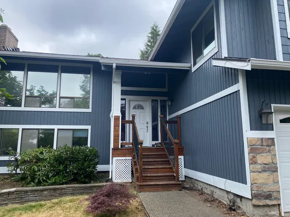 13512 SE 52nd St, Bellevue, WA 98006