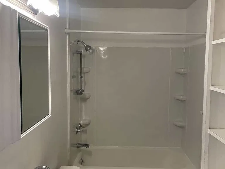 2 Bradley St #1 — Photo 15