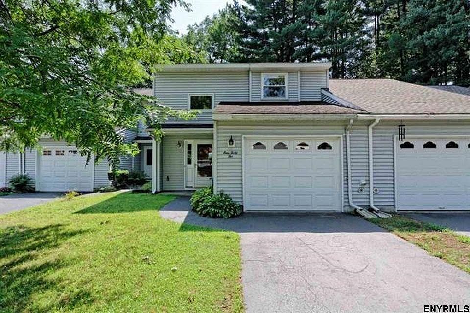1st image of 142 Tallow Wood Dr