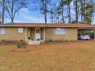 1215 Scott Ave, Prentiss, MS 39474